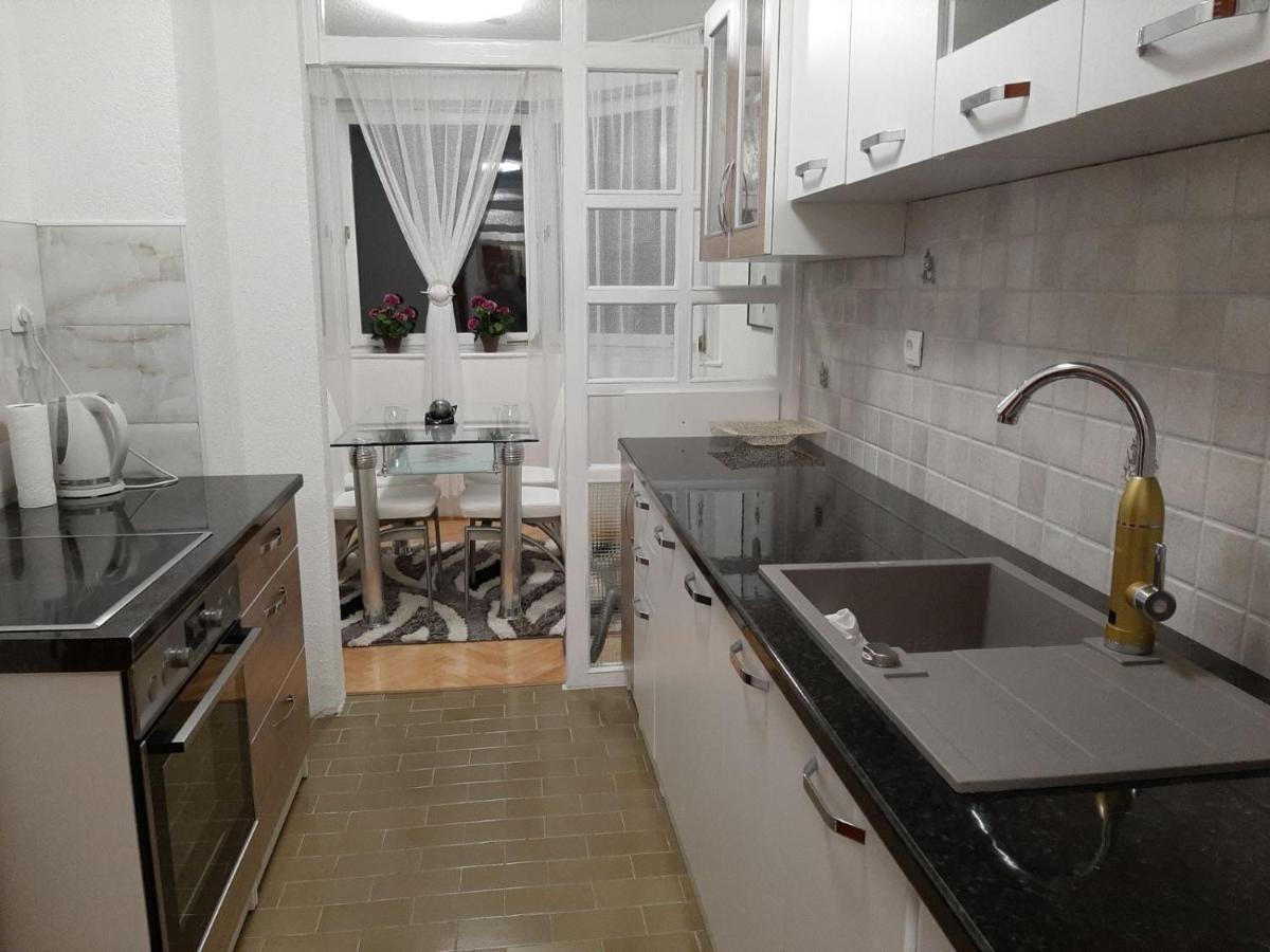 Apartman Hana Sanski Most Ngoại thất bức ảnh