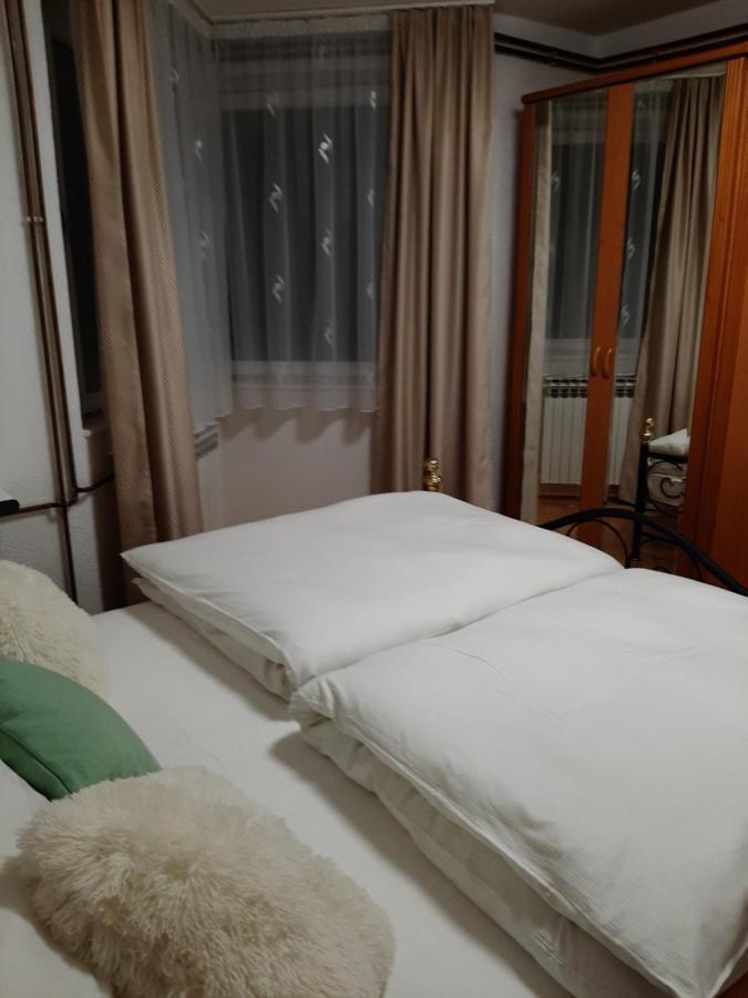 Apartman Hana Sanski Most Ngoại thất bức ảnh
